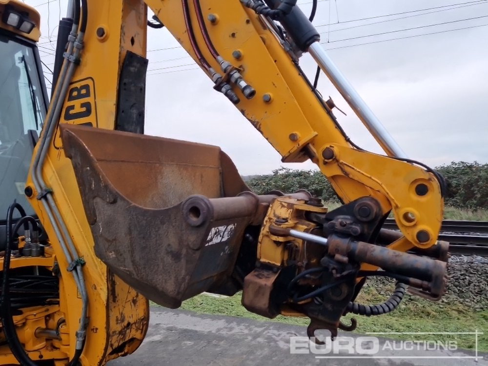 Backhoe loader 2010 JCB 4CX: picture 19