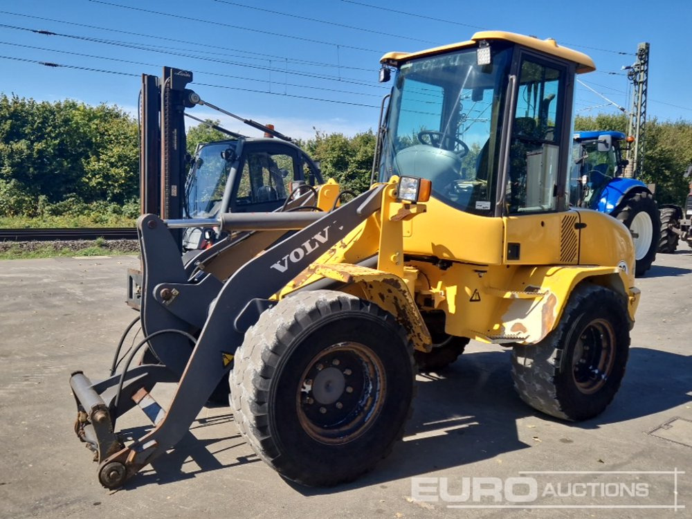 2010 Volvo L35B-Z - Wheel loader: picture 1 2010 Volvo L35B-Z - Wheel loader: picture 1