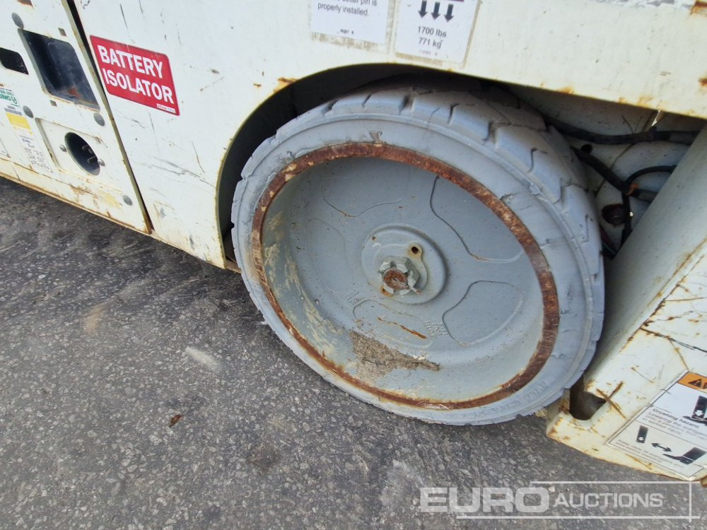 Scissor lift 2012 Genie GS-3232: picture 7