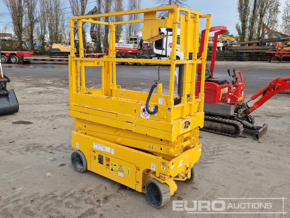 Aerial platform 2012 Genie GS1532: picture 6