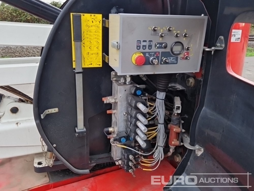 Aerial platform 2012 Manitou 170AETJ Articulated Boom Lift, 16.9m Working Height, 200kg Platform Capacity, Non Marking Tyres: picture 28 Aerial platform 2012 Manitou 170AETJ Articulated Boom Lift, 16.9m Working Height, 200kg Platform Capacity, Non Marking Tyres: picture 28