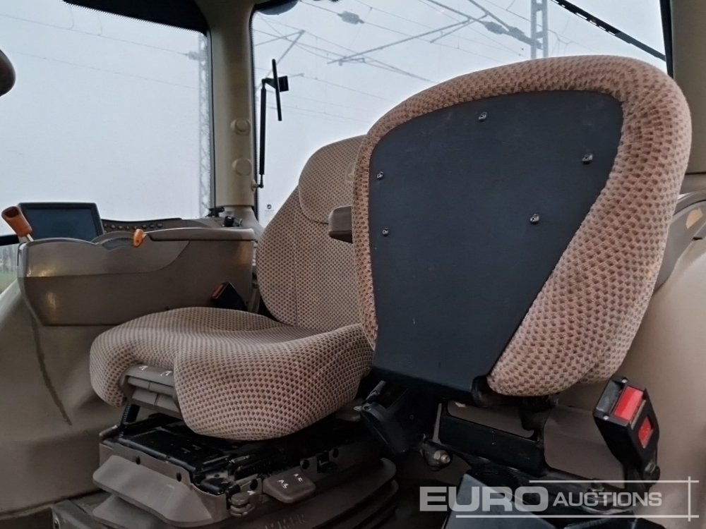 Farm tractor 2013 John Deere 6190R: picture 26