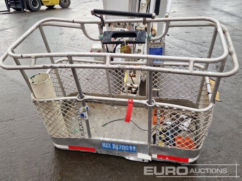 Aerial platform 2013 PB  2210: picture 18