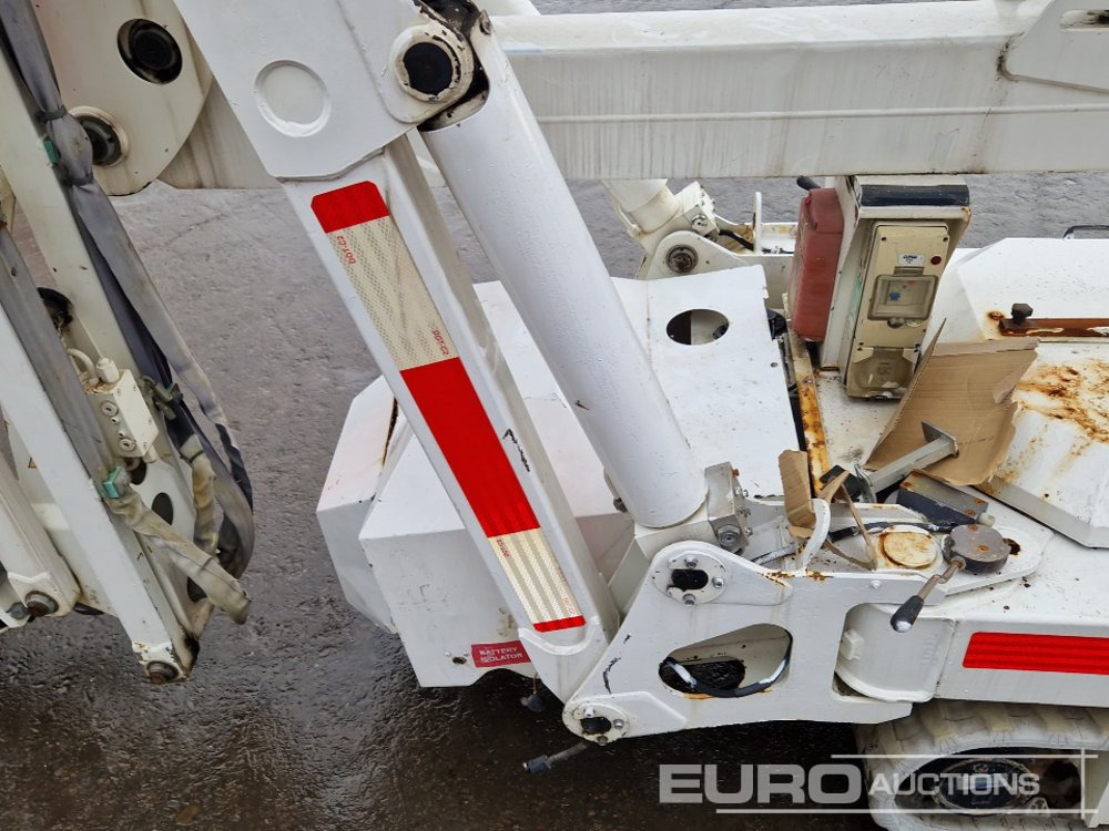 Aerial platform 2013 PB  2210: picture 16