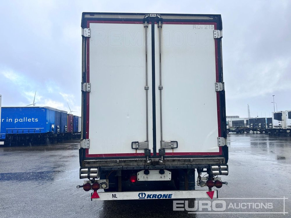 2014 Schmitz Box - Closed box semi-trailer: picture 3 2014 Schmitz Box - Closed box semi-trailer: picture 3