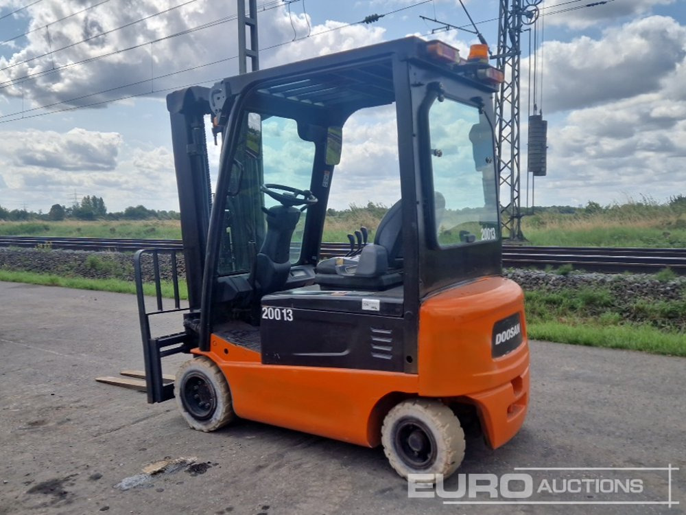 2015 Doosan B20X-5 - Forklift: picture 3 2015 Doosan B20X-5 - Forklift: picture 3