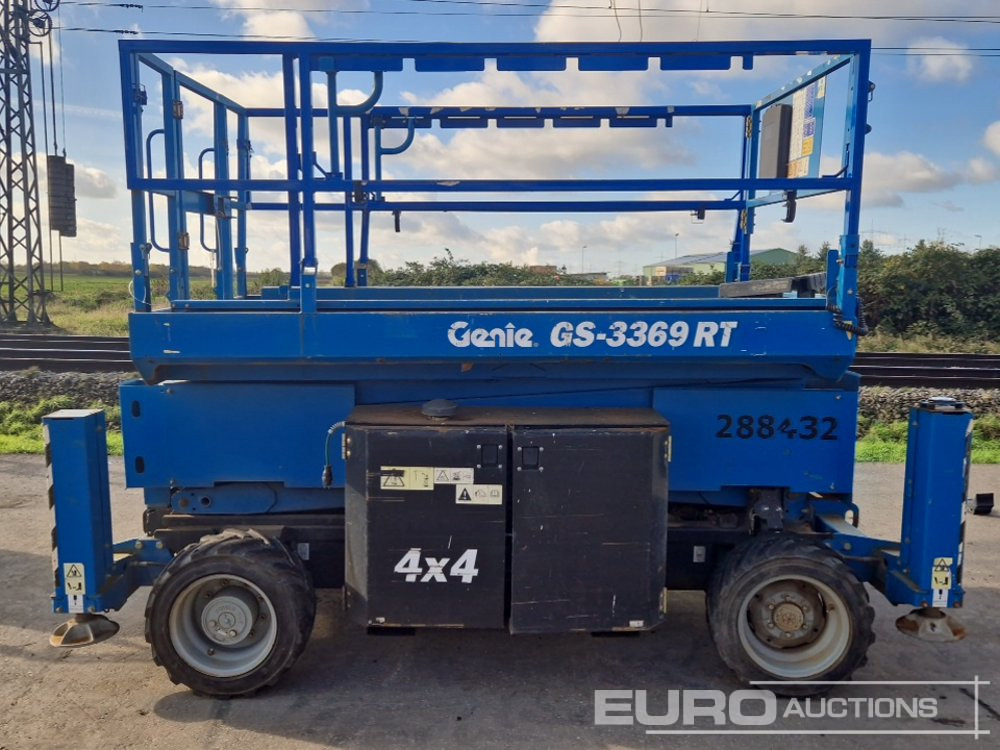 2015 Genie GS-3369RT - Scissor lift: picture 2 2015 Genie GS-3369RT - Scissor lift: picture 2
