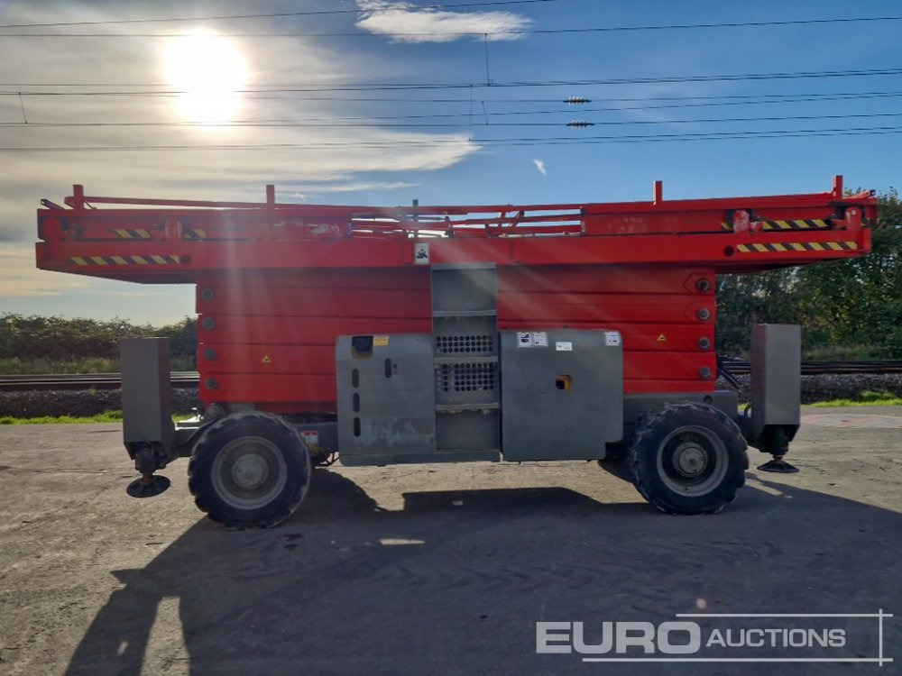 2015 Haulotte H18SXL - Scissor lift: picture 2 2015 Haulotte H18SXL - Scissor lift: picture 2
