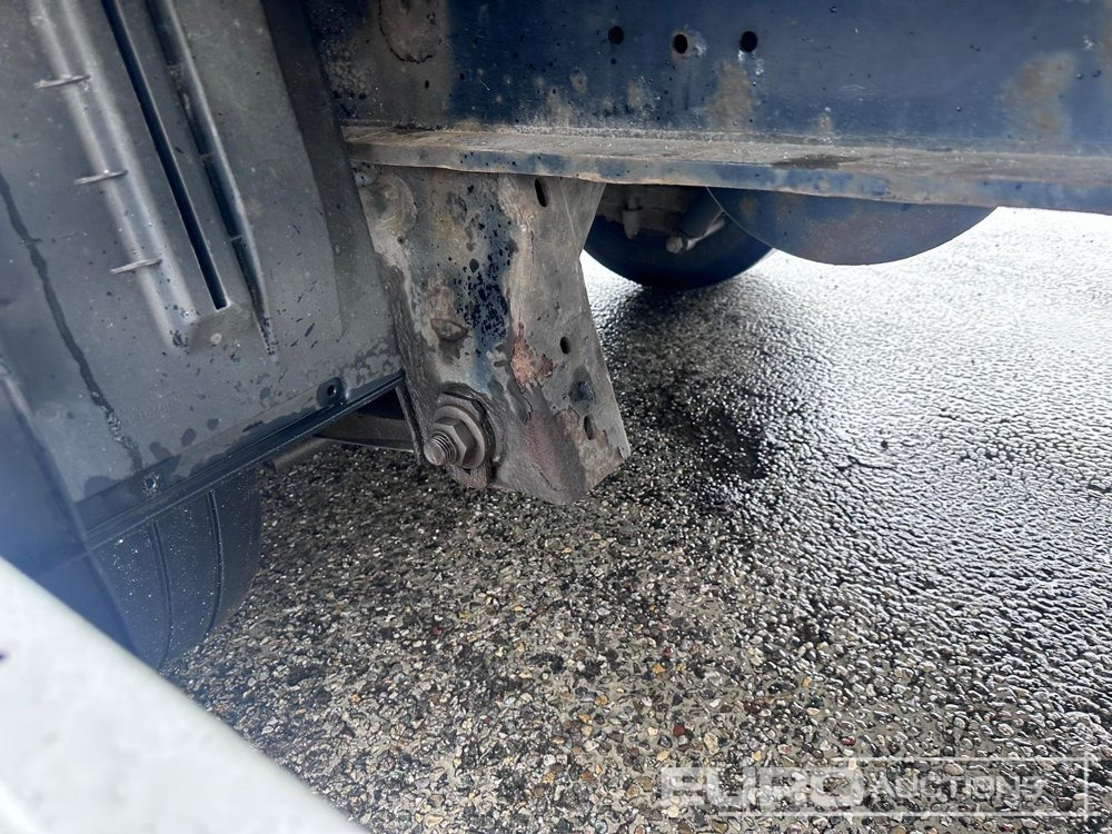 Curtainsider semi-trailer 2015 Krone Mega Liner, Curtainsider, 3 Axle (Dutch Reg. Docs): picture 29 Curtainsider semi-trailer 2015 Krone Mega Liner, Curtainsider, 3 Axle (Dutch Reg. Docs): picture 29