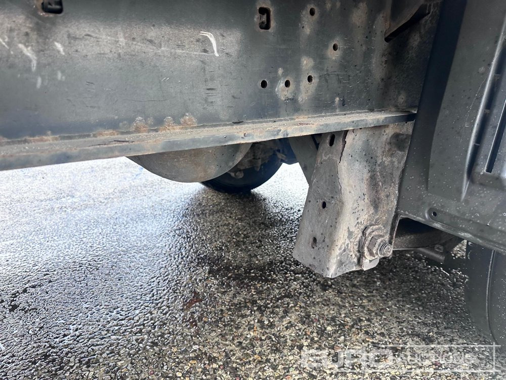 Curtainsider semi-trailer 2015 Krone Mega Liner, Curtainsider, 3 Axle (Dutch Reg. Docs): picture 15 Curtainsider semi-trailer 2015 Krone Mega Liner, Curtainsider, 3 Axle (Dutch Reg. Docs): picture 15