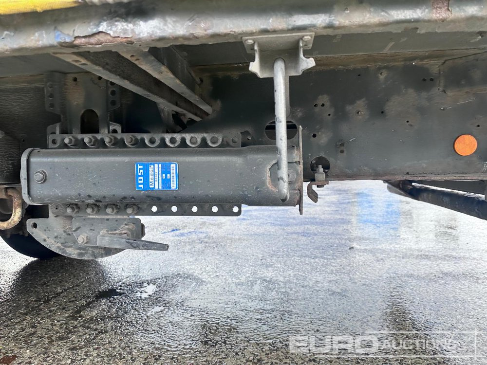 Curtainsider semi-trailer 2015 Krone Mega Liner, Curtainsider, 3 Axle (Dutch Reg. Docs): picture 19 Curtainsider semi-trailer 2015 Krone Mega Liner, Curtainsider, 3 Axle (Dutch Reg. Docs): picture 19