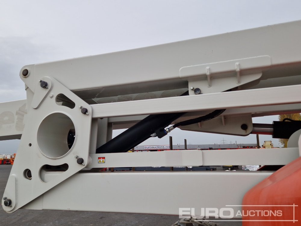 Aerial platform 2015 Niftylift HR28 Hybrid: picture 21