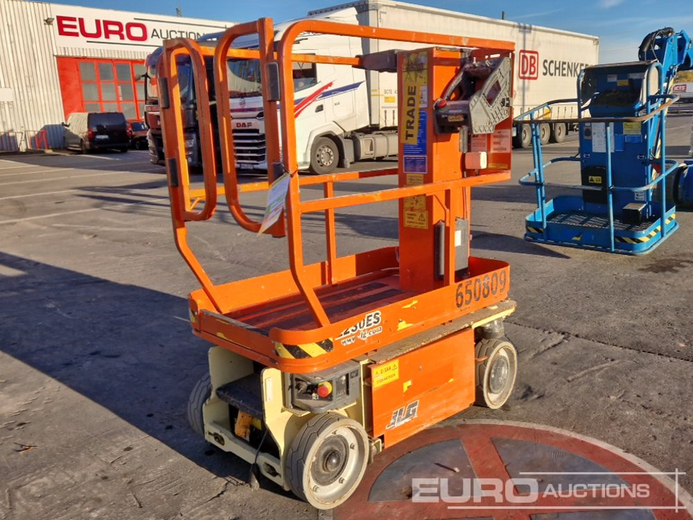 2016 JLG 1230ES - Vertical mast lift: picture 5 2016 JLG 1230ES - Vertical mast lift: picture 5