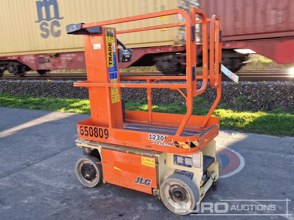 2016 JLG 1230ES - Vertical mast lift: picture 3 2016 JLG 1230ES - Vertical mast lift: picture 3