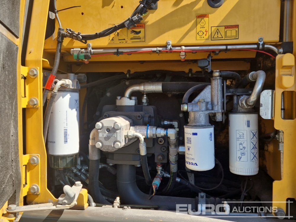 Wheel excavator 2017 Volvo EW140D: picture 30