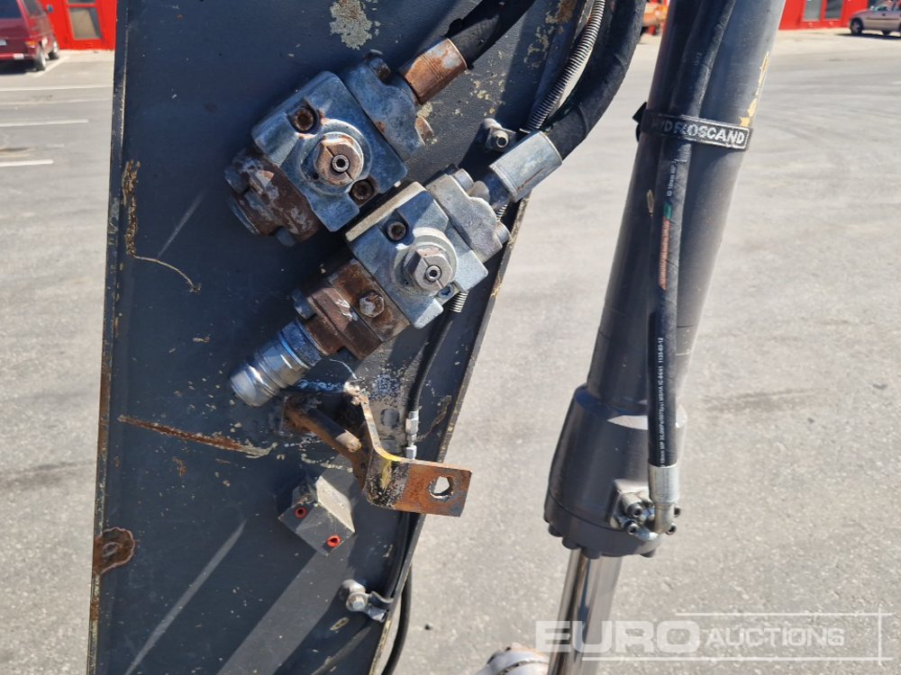 Wheel excavator 2017 Volvo EW140D: picture 21