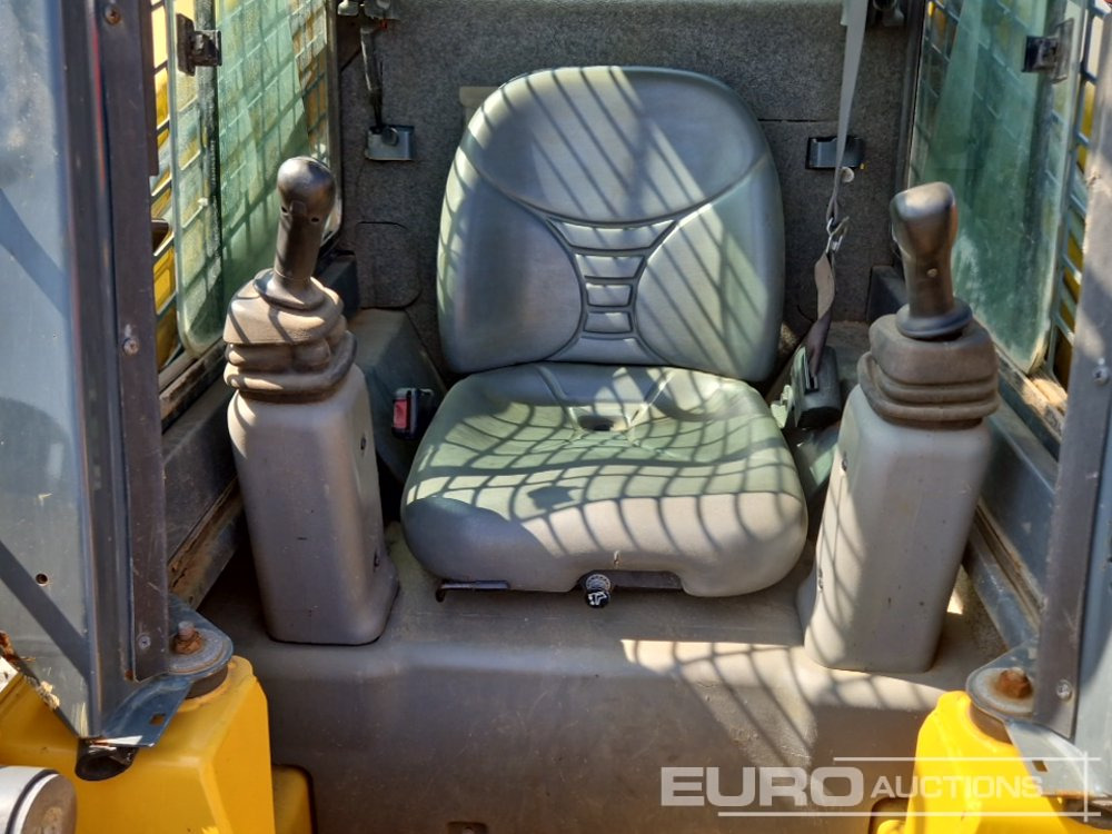 Skid steer loader 2018 Gehl RT165: picture 21