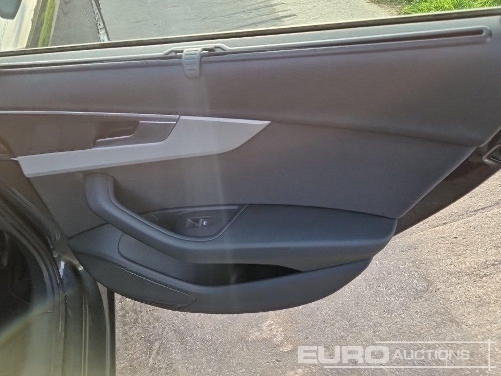 Car 2020 Audi A4 TDI: picture 20 Car 2020 Audi A4 TDI: picture 20