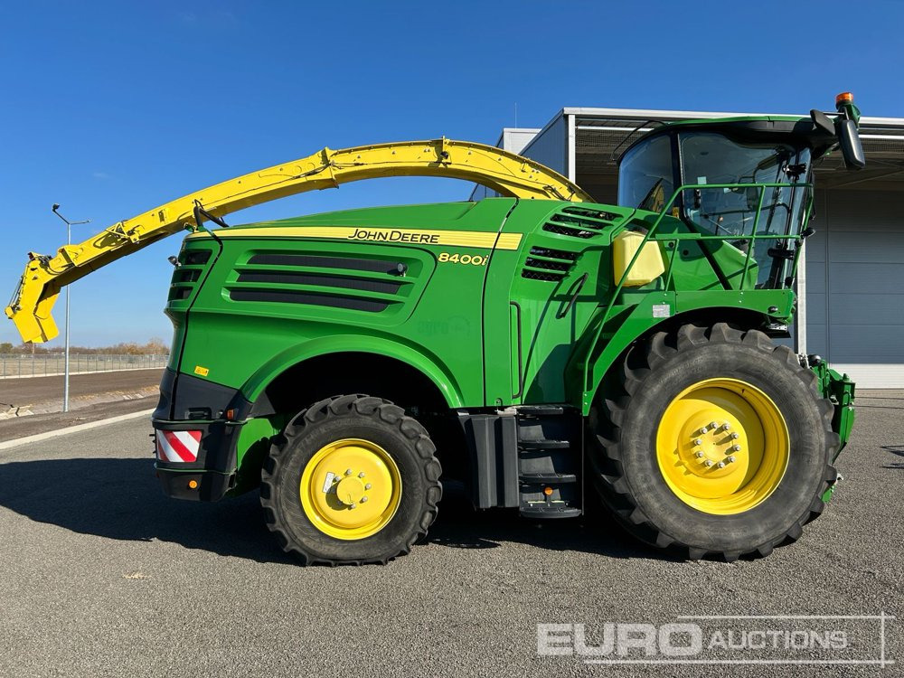 2020 John Deere 8400i - Combine harvester: picture 5 2020 John Deere 8400i - Combine harvester: picture 5