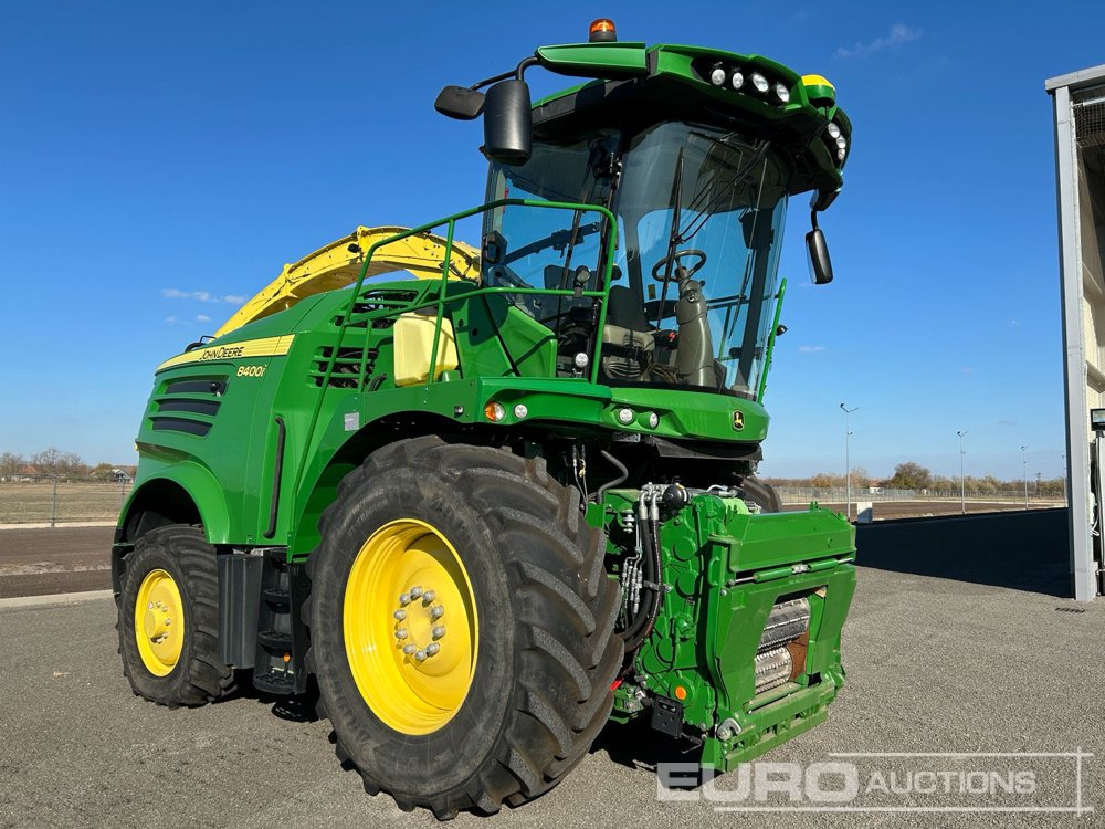 2020 John Deere 8400i - Combine harvester: picture 2 2020 John Deere 8400i - Combine harvester: picture 2