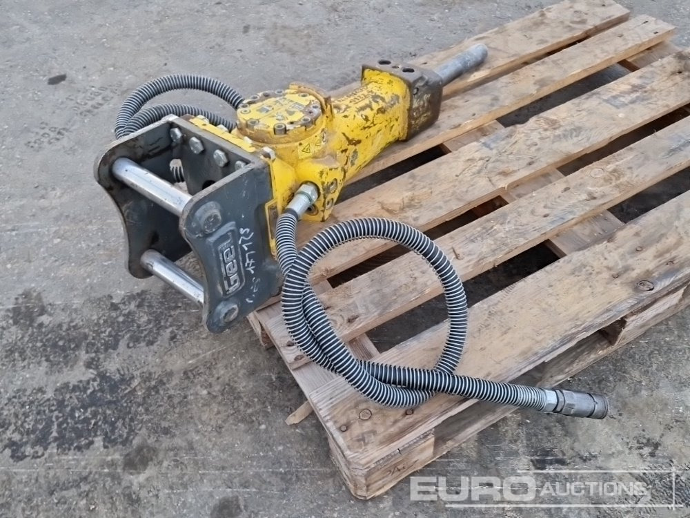2022 Epiroc SB 102 - Hydraulic hammer: picture 3 2022 Epiroc SB 102 - Hydraulic hammer: picture 3