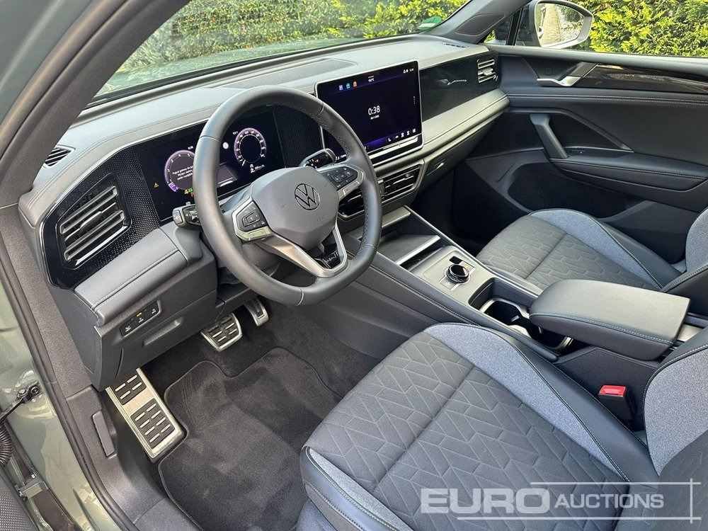 SUV 2025 Volkswagen Tiguan: picture 8