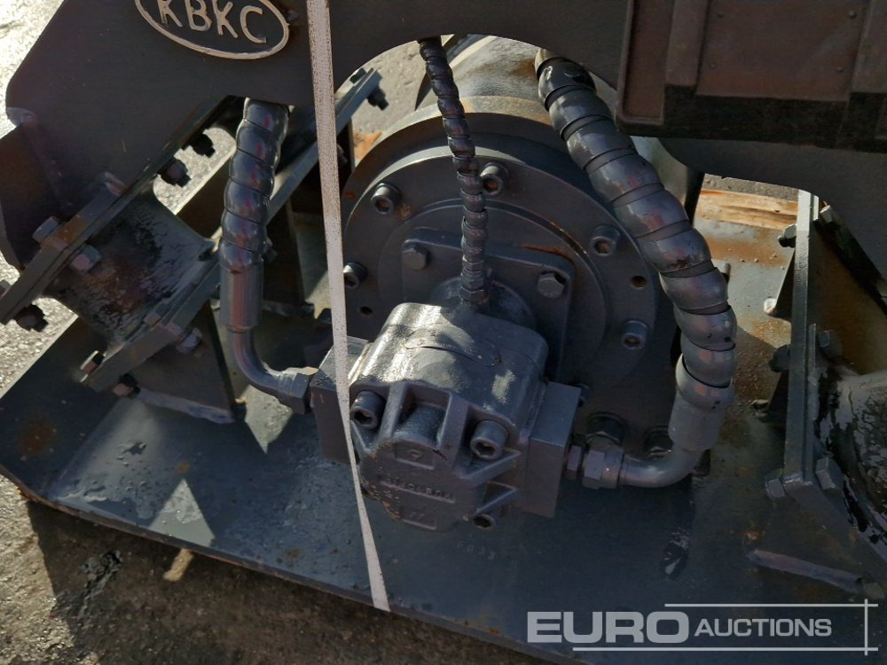 Attachment for Excavator KBKC Hydraulic Compactor to suit Excavator: picture 6