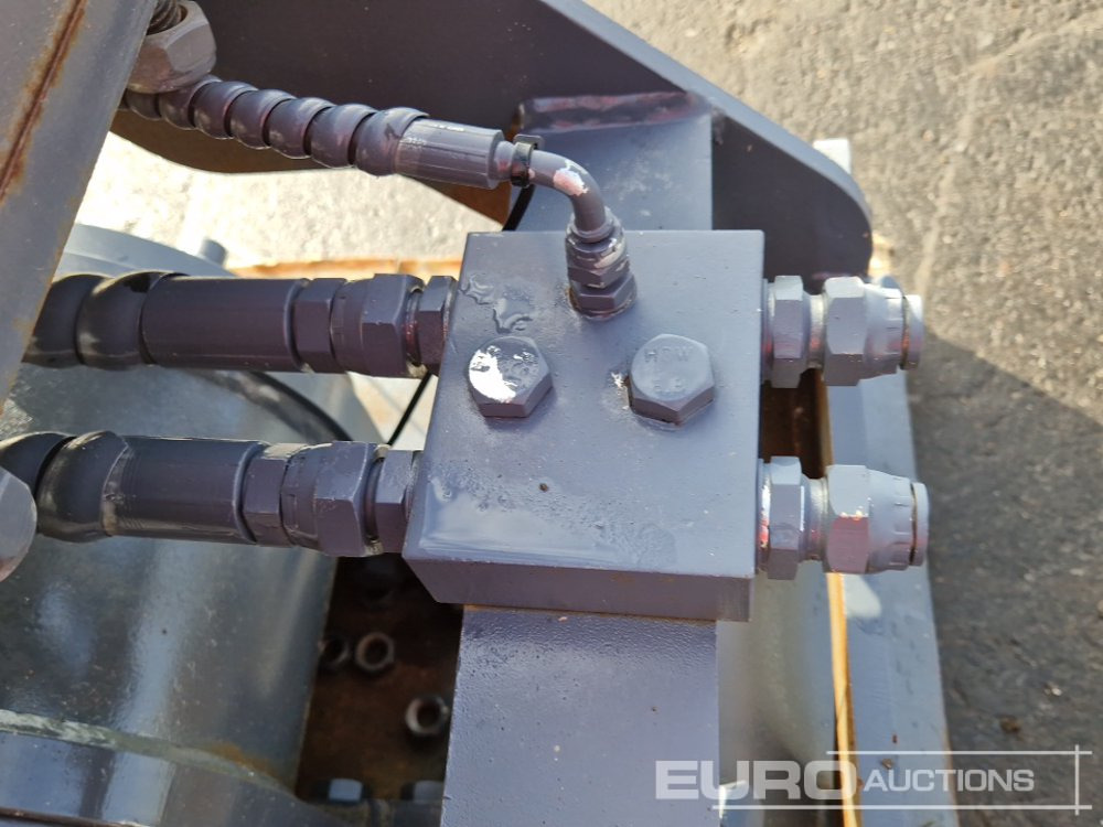 Attachment for Excavator KBKC Hydraulic Compactor to suit Excavator: picture 7