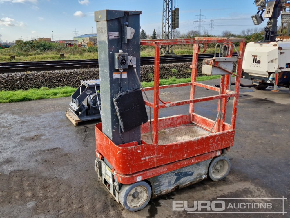 Electric Scissor Lift - Aerial platform: picture 4 Electric Scissor Lift - Aerial platform: picture 4