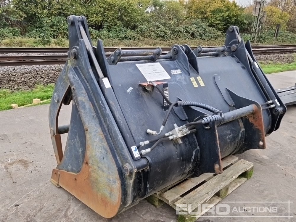 Grapple Bucket to suit Manitou MLT960/961, MHT790 - Bucket: picture 2 Grapple Bucket to suit Manitou MLT960/961, MHT790 - Bucket: picture 2