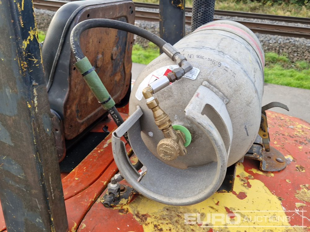 Forklift Hyster H3.00XM: picture 19