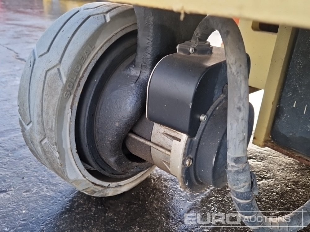 Scissor lift JLG 1930ES: picture 11