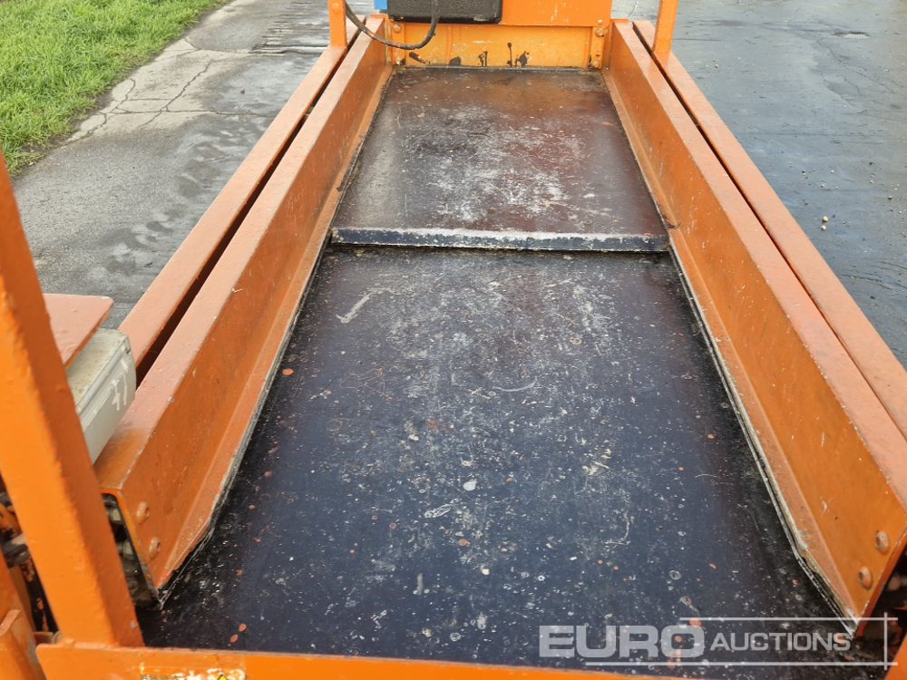 Scissor lift JLG 1930ES: picture 15