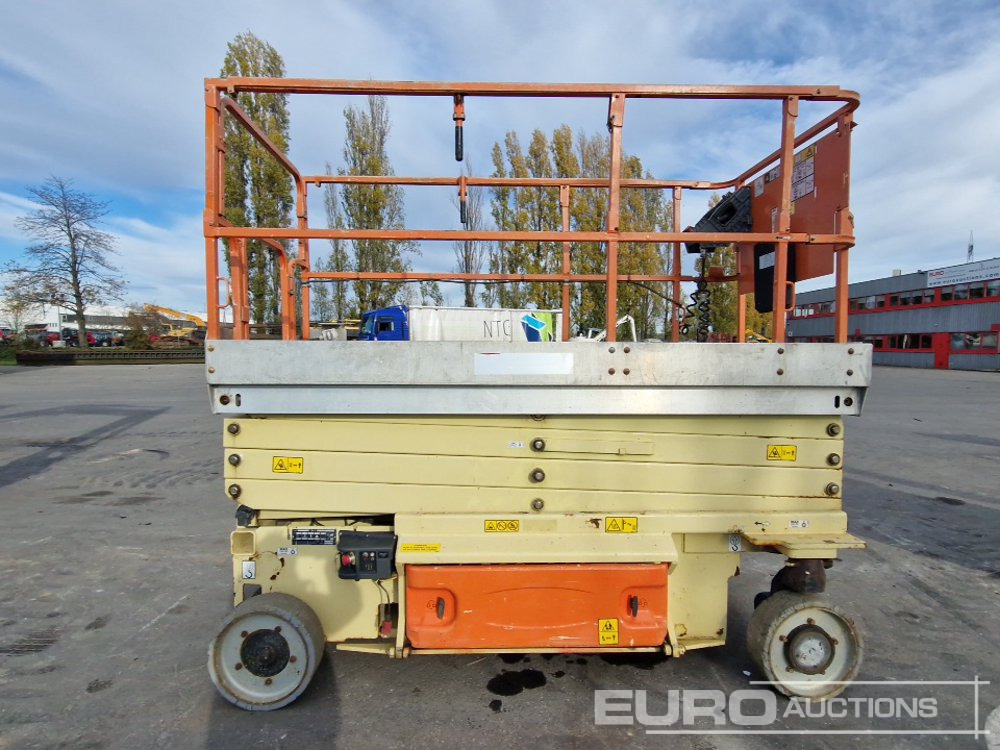 JLG 3246ES - Scissor lift: picture 5 JLG 3246ES - Scissor lift: picture 5