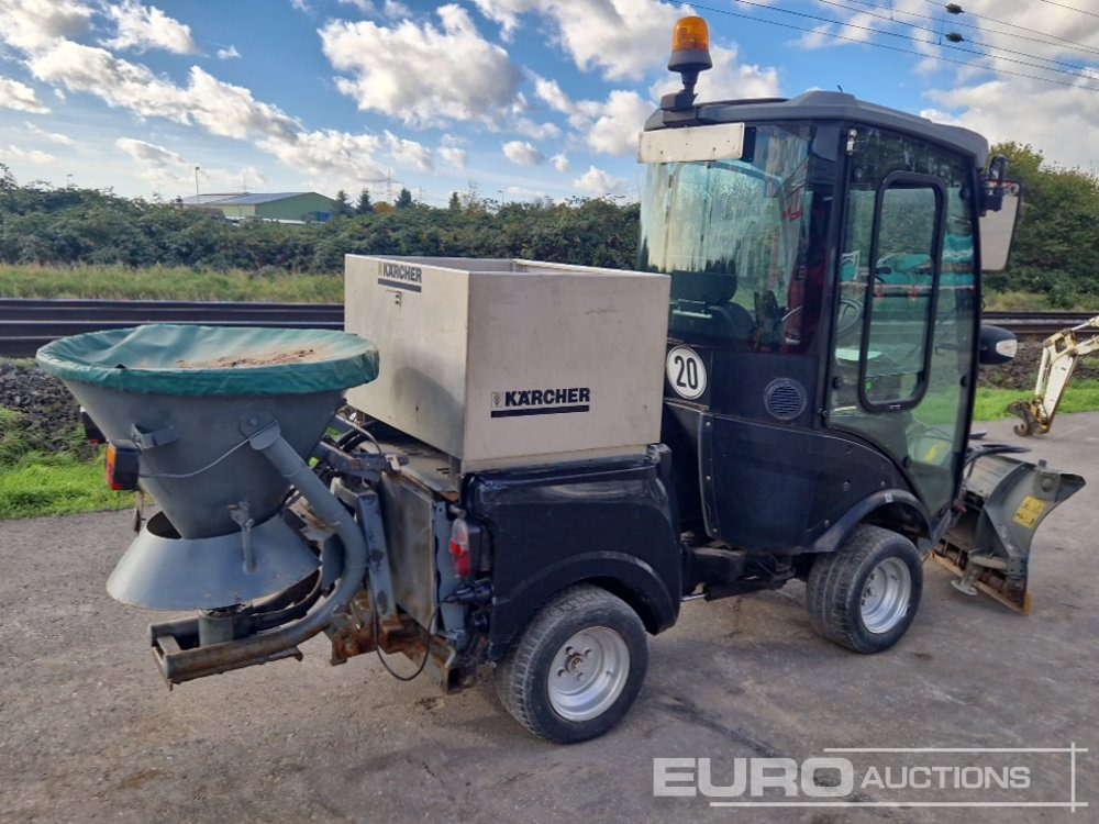 Kärcher Utility Vehicle with Snow Blade, Spreader - Snow removal vehicle: picture 4 Kärcher Utility Vehicle with Snow Blade, Spreader - Snow removal vehicle: picture 4