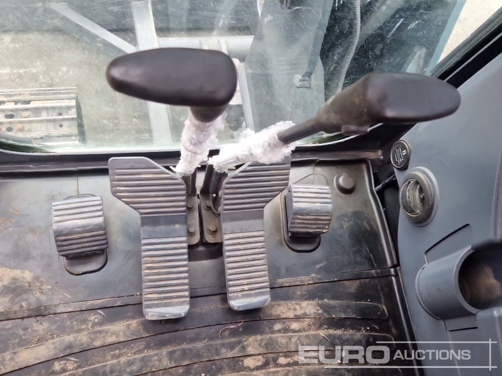 Mini excavator Kobelco SK60-10: picture 29