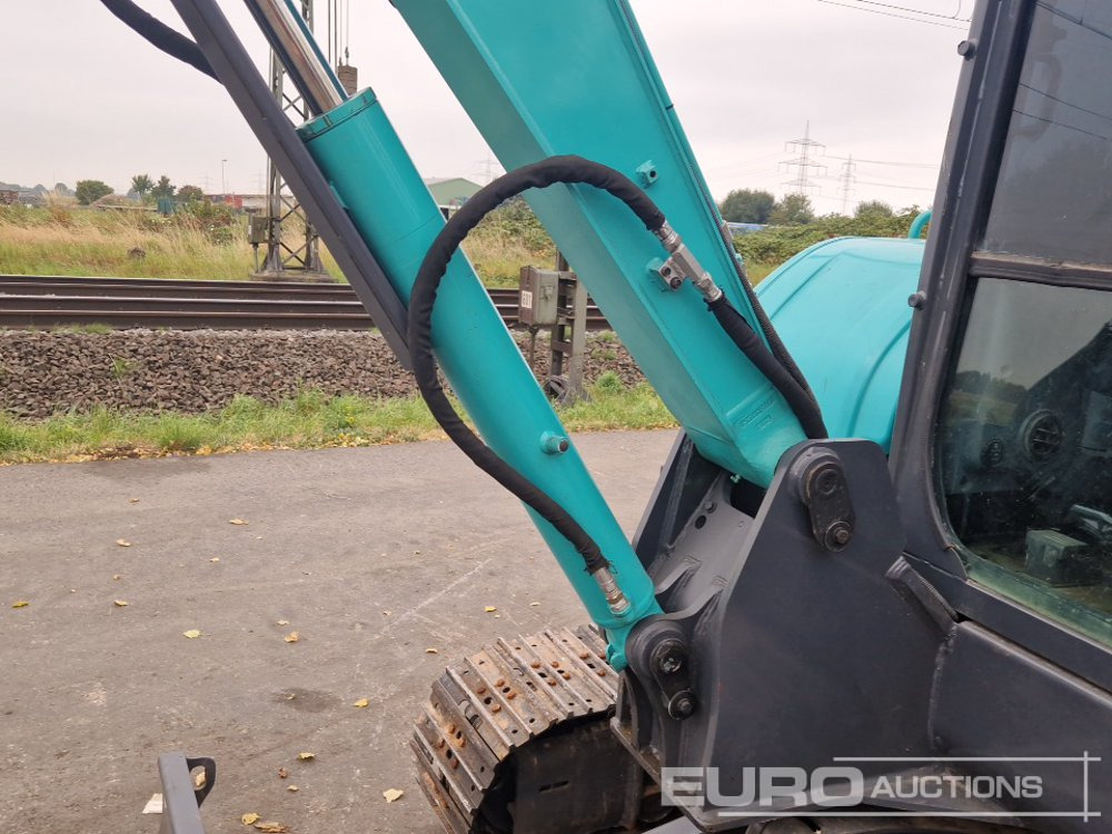 Mini excavator Kobelco SK60-10: picture 24