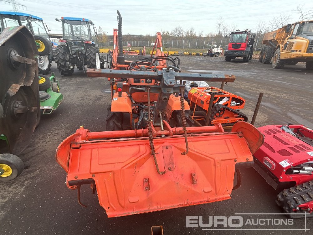 Kubota B1200 - Compact tractor: picture 4 Kubota B1200 - Compact tractor: picture 4