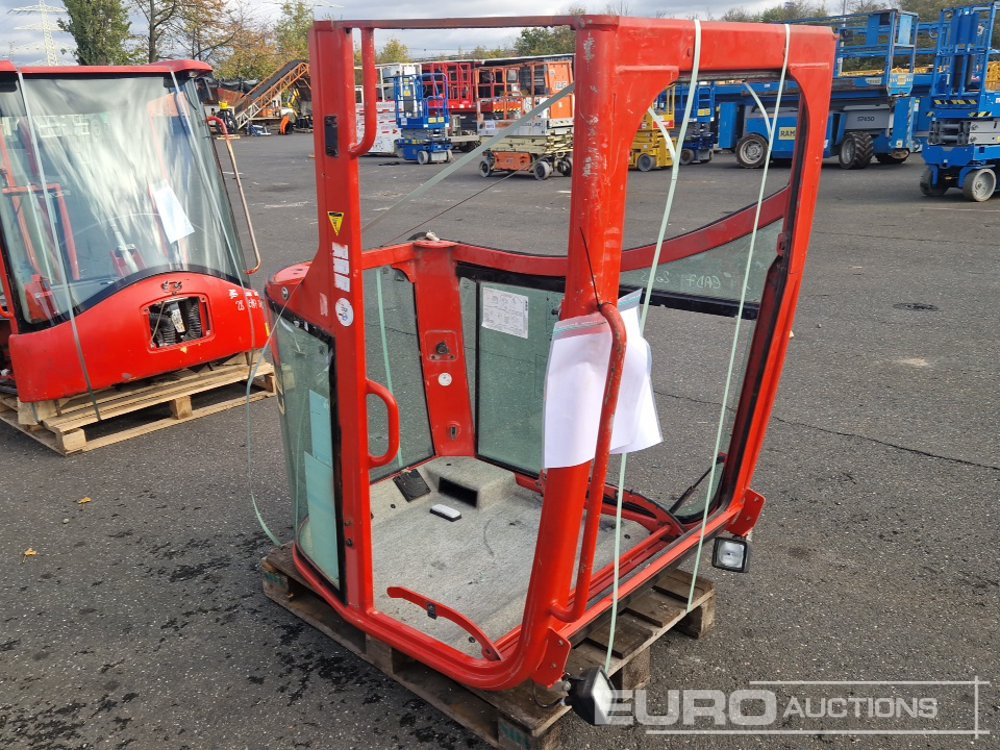 Cabin to suit Volvo ECR50D - Spare parts for Excavator: picture 2 Cabin to suit Volvo ECR50D - Spare parts for Excavator: picture 2