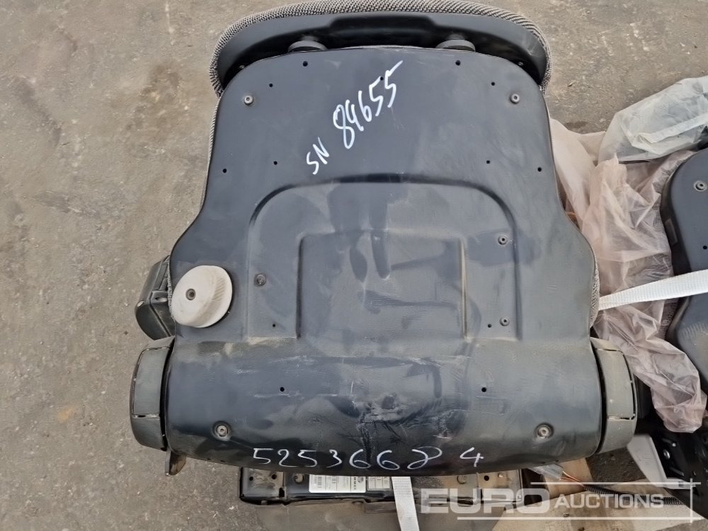 Grammer Comfort Seat to suit Manitou MLT (2 of) - Spare parts: picture 5 Grammer Comfort Seat to suit Manitou MLT (2 of) - Spare parts: picture 5