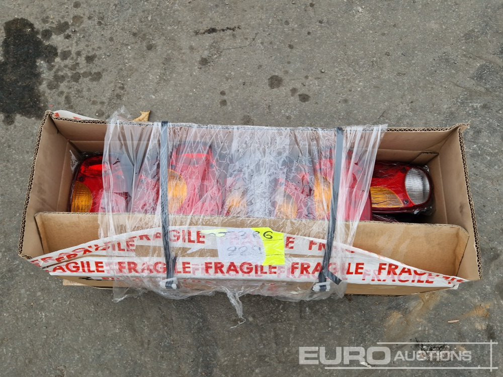 Right + Left Rear Lights to suit Manitou MLT (20 of) - Spare parts: picture 1 Right + Left Rear Lights to suit Manitou MLT (20 of) - Spare parts: picture 1