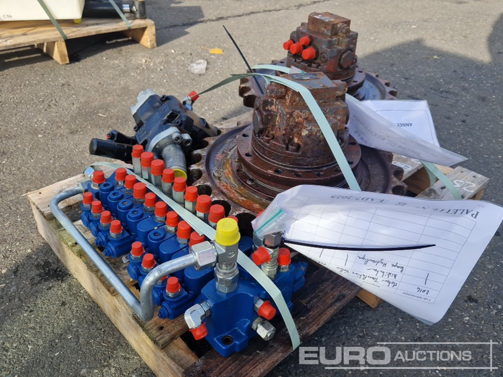 Spare Parts, Final Drive (2 of) Hydraulic Pump, Hydraulic Block to suit Volvo ECR25D - Spare parts for Excavator: picture 2 Spare Parts, Final Drive (2 of) Hydraulic Pump, Hydraulic Block to suit Volvo ECR25D - Spare parts for Excavator: picture 2