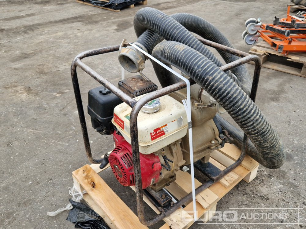 Static Petrol Waterpump - Water pump: picture 2 Static Petrol Waterpump - Water pump: picture 2
