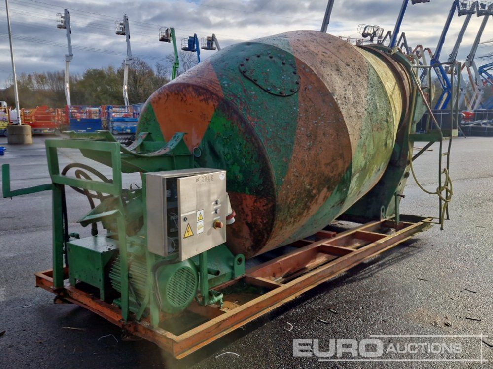 Truck Mounted Cement Mixer - Concrete mixer: picture 1 Truck Mounted Cement Mixer - Concrete mixer: picture 1