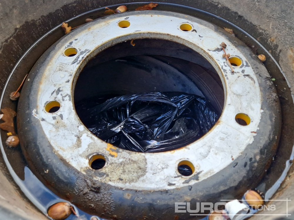 Tire Tyres on Rims to suit Manitou 160ATJ (4 of): picture 6