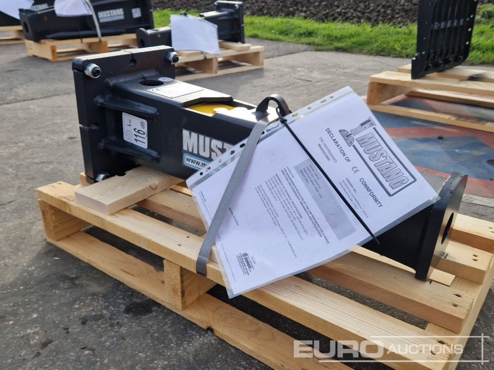 Unused 2025 Mustang HM100 - Hydraulic hammer: picture 3 Unused 2025 Mustang HM100 - Hydraulic hammer: picture 3