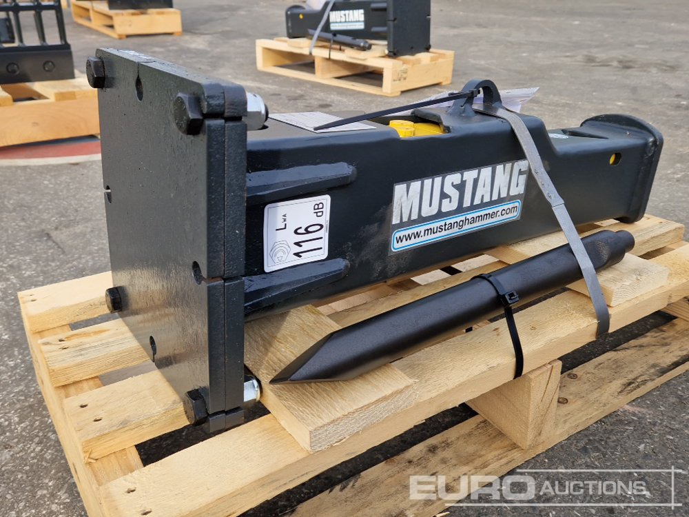 Unused 2025 Mustang HM100 - Hydraulic hammer: picture 3 Unused 2025 Mustang HM100 - Hydraulic hammer: picture 3