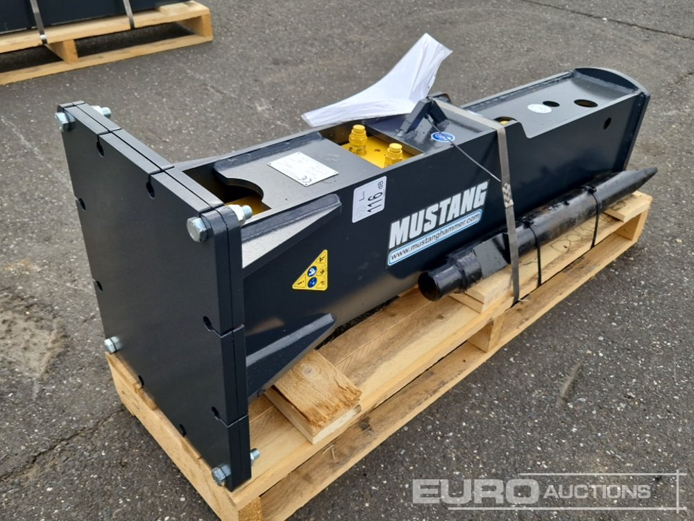 Unused 2025 Mustang HM702 - Hydraulic hammer: picture 3 Unused 2025 Mustang HM702 - Hydraulic hammer: picture 3