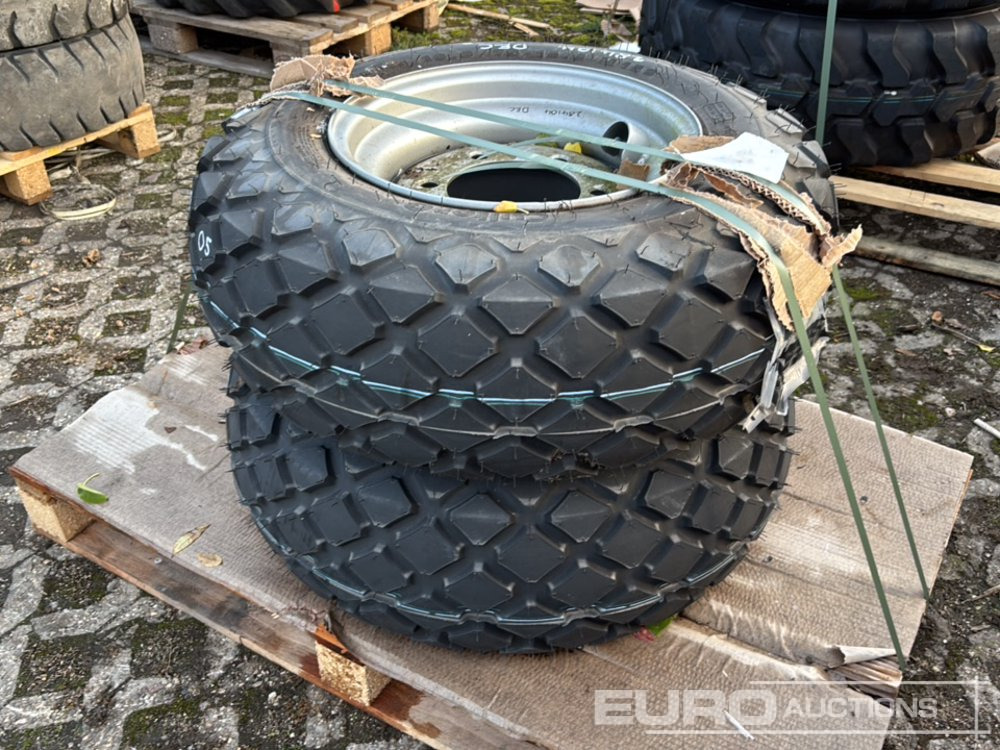 Unused Cultor 10.0/75-15.3 Tyre & Rim (2 of) - Tire: picture 3 Unused Cultor 10.0/75-15.3 Tyre & Rim (2 of) - Tire: picture 3