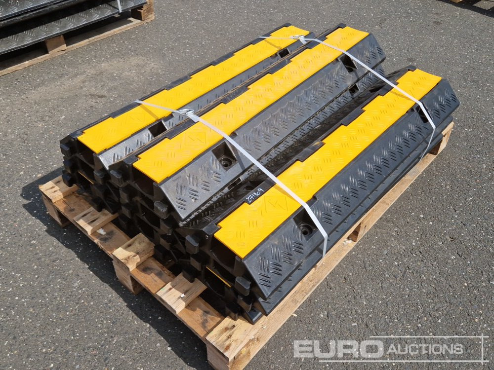 Unused Road Cable Protection, Single Channel - Construction equipment: picture 3 Unused Road Cable Protection, Single Channel - Construction equipment: picture 3